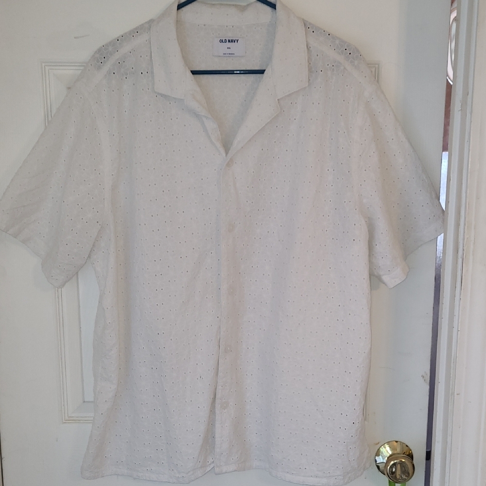 Old Navy Men's Eyelet White Button Down Shirt